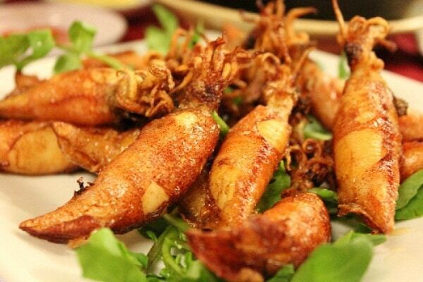 Lễ hội ẩm thực mực nhảy Cửa Lò diễn ra ngày 26/4 và 01/5 một trong những hải sản đặc biệt tại Cửa Lò.