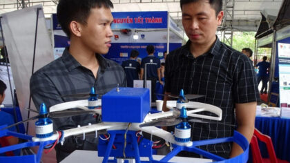 Thiết bị bay không người lái do sinh viên Trường Đại học Công nghệ Kỹ thuật TPHCM thiết kế. Ảnh: Hà An